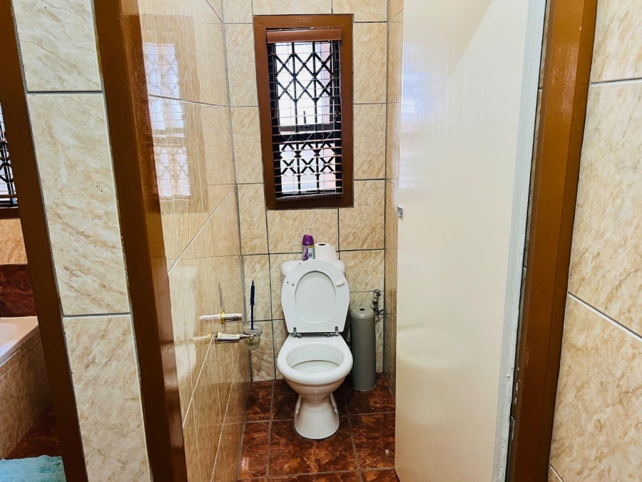 3 Bedroom Property for Sale in Mmabatho North West